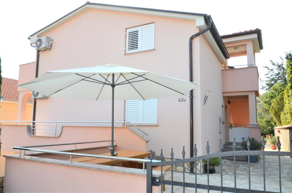 Apartments Bozic Novi Vinodolski Exterior foto