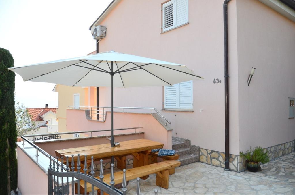 Apartments Bozic Novi Vinodolski Exterior foto