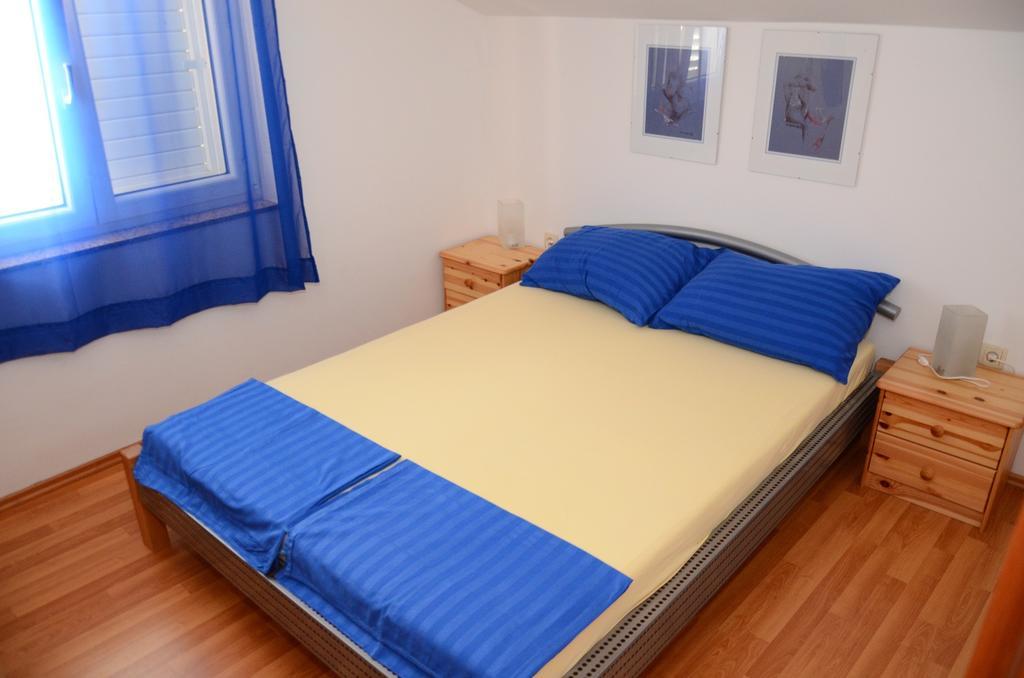 Apartments Bozic Novi Vinodolski Zimmer foto